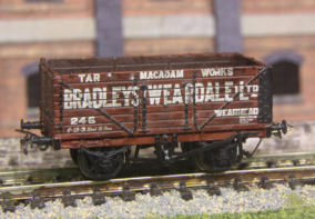 . . . but looks better with a wash of 'dirt'.